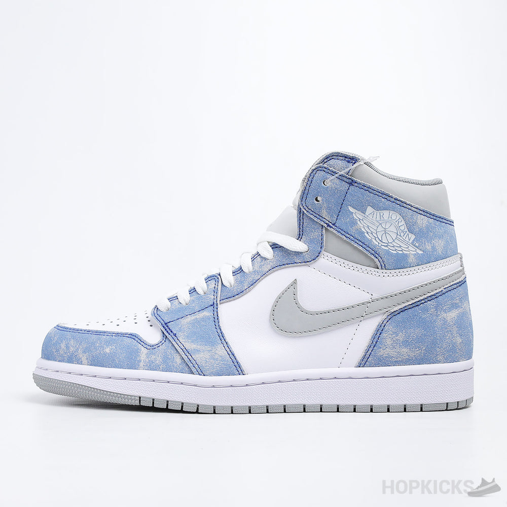Air Jordan 1 Retro High Hyper Royal Smoke Grey (Premium Batch)