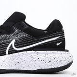 Zoom X Invincible Run Flyknit Oreo - Photo 8