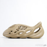 Yeezy Foam RNNR Desert Sand (Premium Batch) - Photo 1