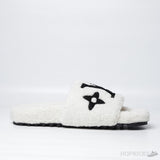 Louis Vuitton Paseo Flat Mule Cream (Premium Batch) - Photo 3