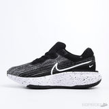 Zoom X Invincible Run Flyknit Oreo - Photo 1