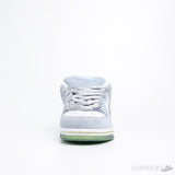 Sean Cliver X SB Dunk Low Holiday Special - Photo 2