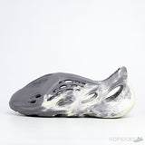 Yeezy Foam RNNR MX Moon Grey Mist - Photo 1