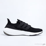 Ultra Boost 22 Black White - Photo 5
