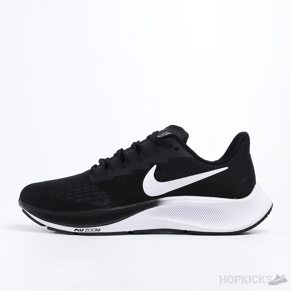 Air Zoom Pegasus 37 Black White
