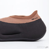 Yeezy Knit RNR Stone Carbon - Photo 7
