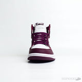 Air Jordan 1 Retro High OG Bordeaux - Photo 3