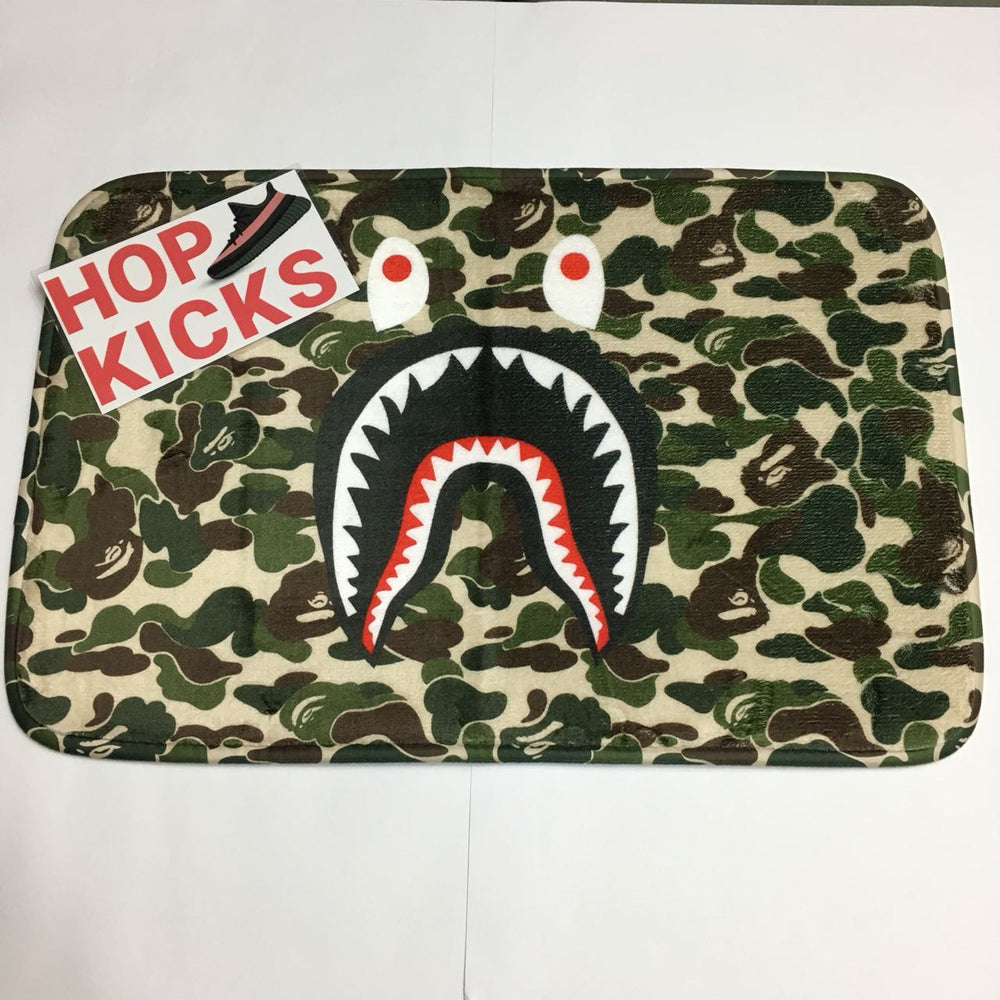 A Bathing Ape BAPE SHARK FACE mats [ HYPEBEAST COLLECTION]