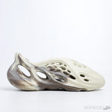 Yeezy Foam RNNR MX Cream Clay - Photo 4