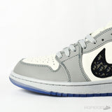 Air Jordan 1 Retro Low x Dior - Photo 8