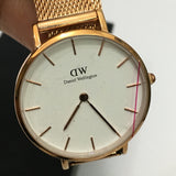 Daniel Wellington Golden Watch [TOP QUALITY] - Photo 2