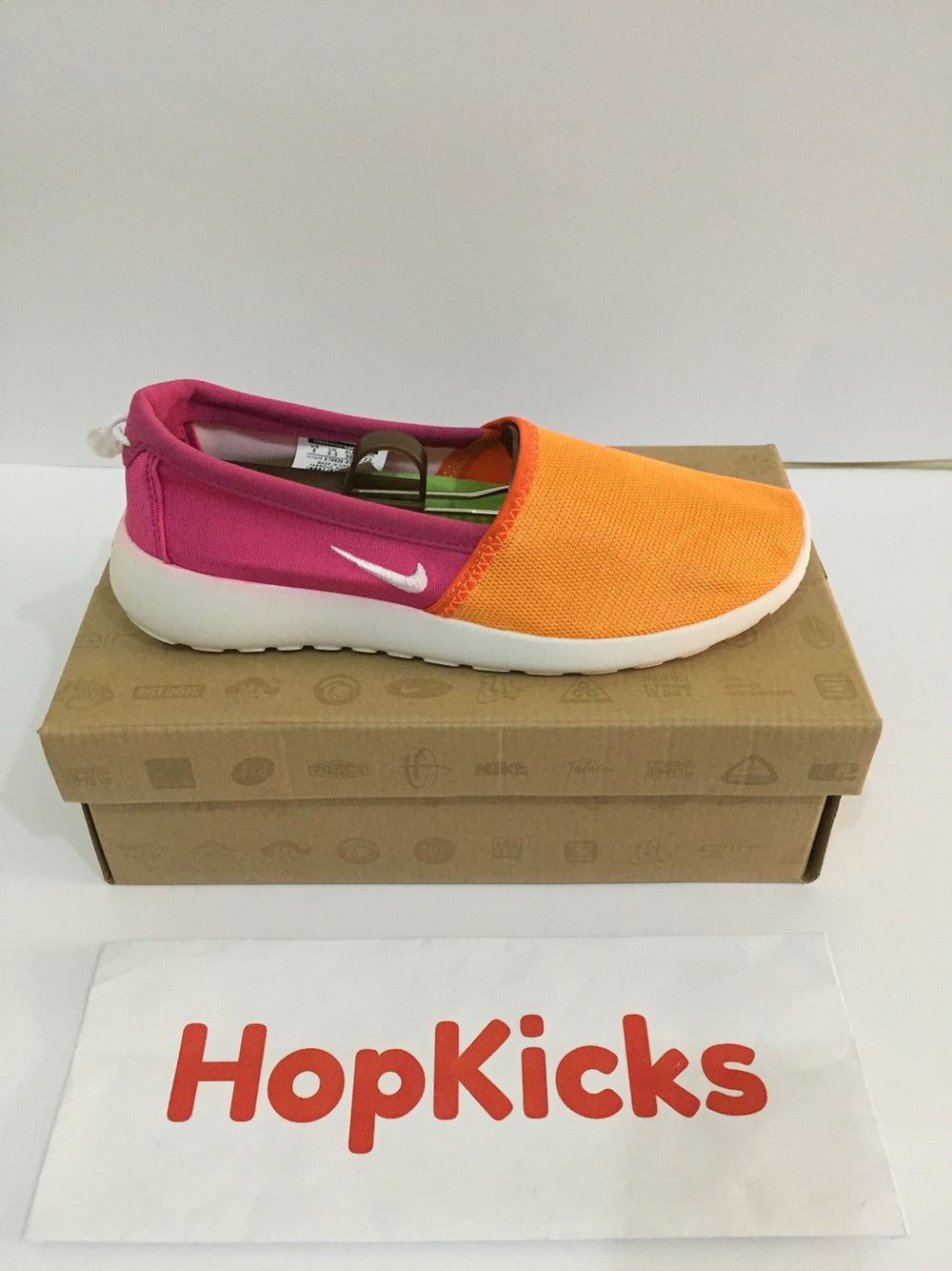 WOMEN NIKE ROSHE RUN SLIP - PINK/ORANGE