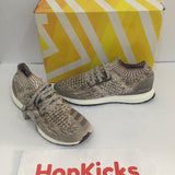 Ultra Boost Uncaged Brown White - Photo 6