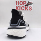 Ultra Boost 5.0 Panda - Photo 5