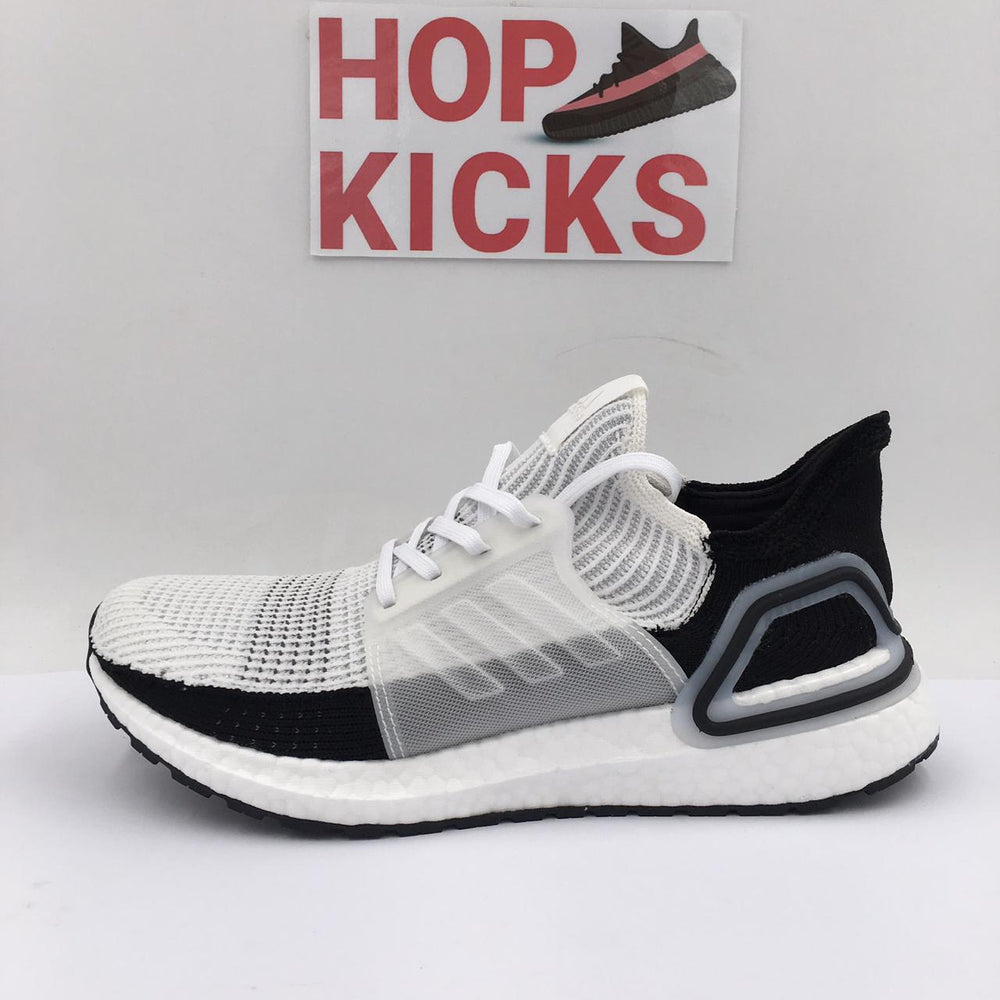 Ultra Boost 5.0 Panda
