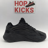 Yeezy Boost 700 V2 Vanta [Real Boost] - Photo 4