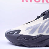 Yeezy Boost 700 MNVN Bone [Real Boost] - Photo 7