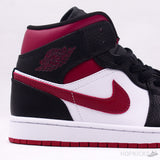 Air Jordan 1 Mid Bred Toe - Photo 7