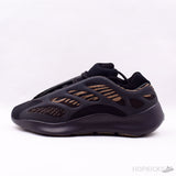 Yeezy 700 V3 Clay Brown - Photo 1