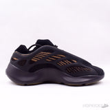 Yeezy 700 V3 Clay Brown - Photo 4