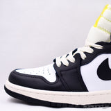 Air Jordan 1 Volt University Gold - Photo 6