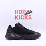 Yeezy Boost 700 MNVN Triple Black [Real Boost] - Photo 4