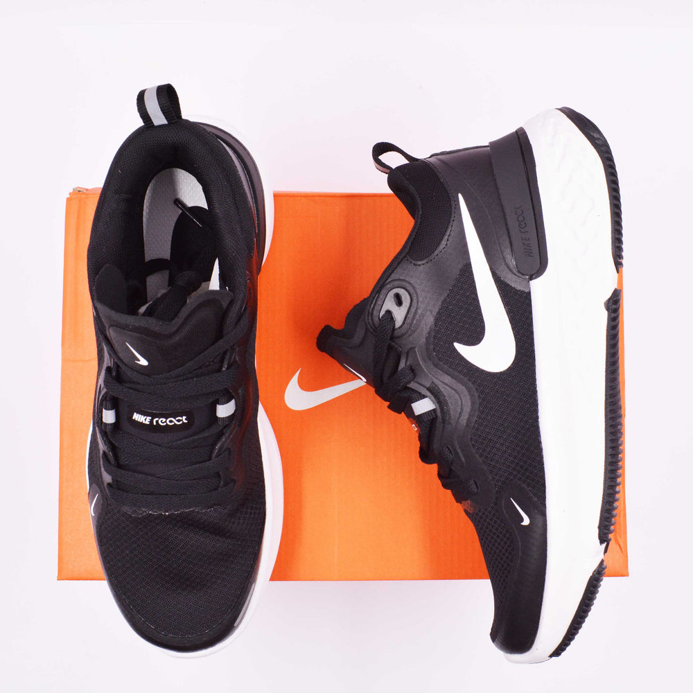 NK React Miler Black White [Economy Batch]