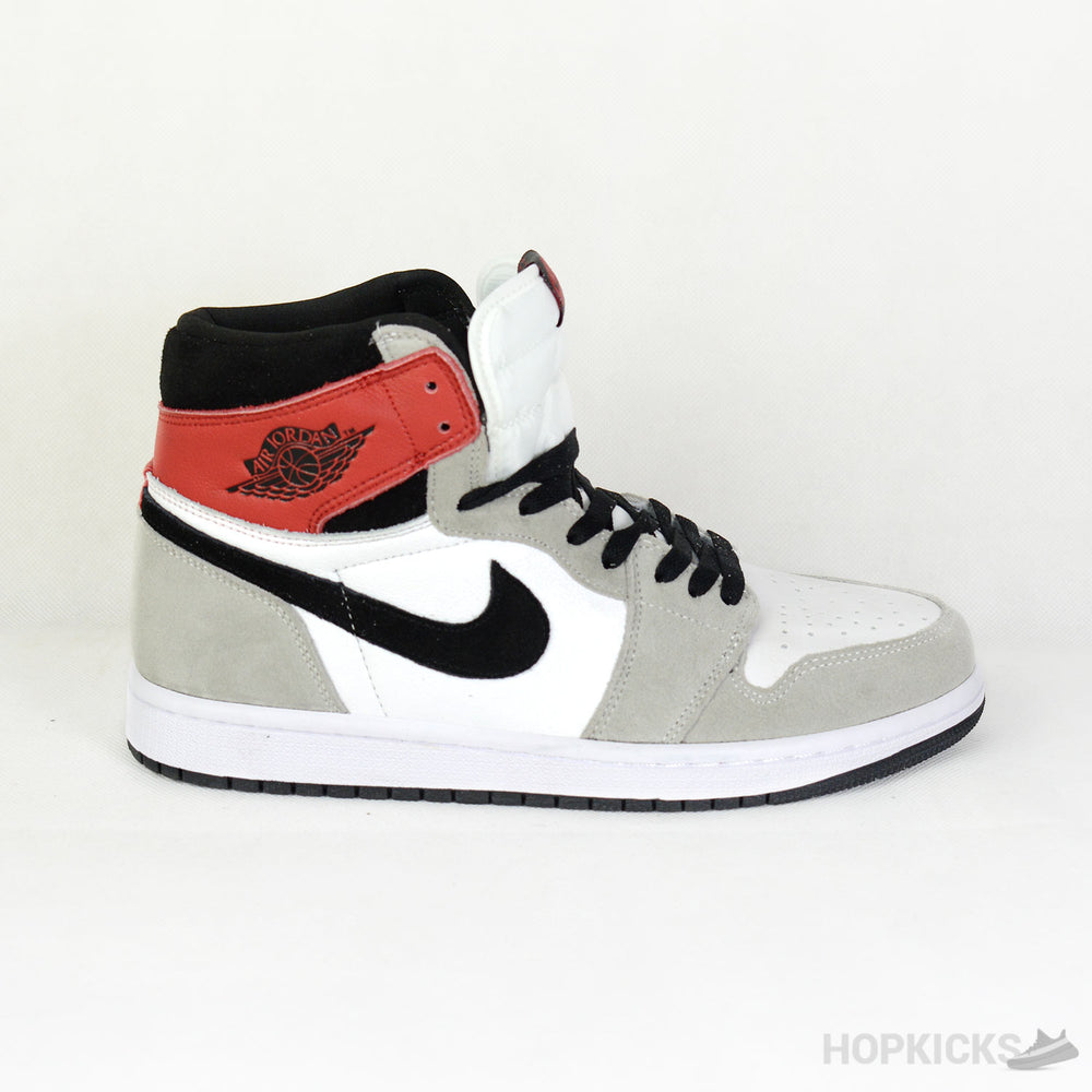 Air Jordan 1 High Retro Smoke Grey [Premium Batch]