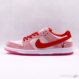 Strangelove X Dunk Low Valentine - Photo 1