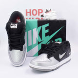 Supreme X SB Dunk Low Metallic Silver - Photo 2