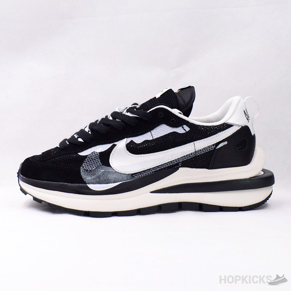 Sacai X Vaporwaffle Black White