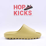 Yeezy Slides Resin - Photo 3